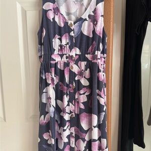 Floral Sleeveless Button-Down Dress